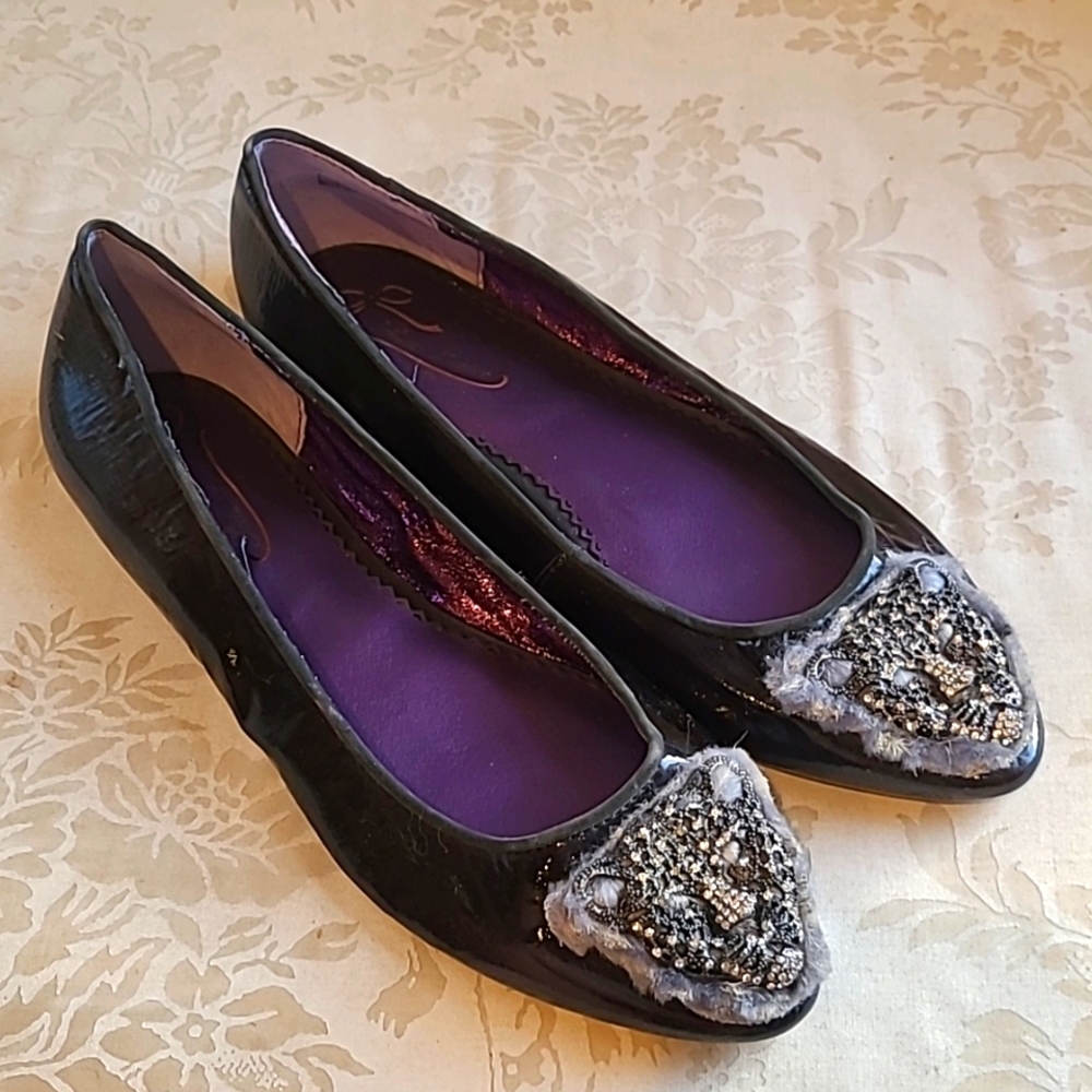 Poetic License Shiny Black Flats Size 9.5